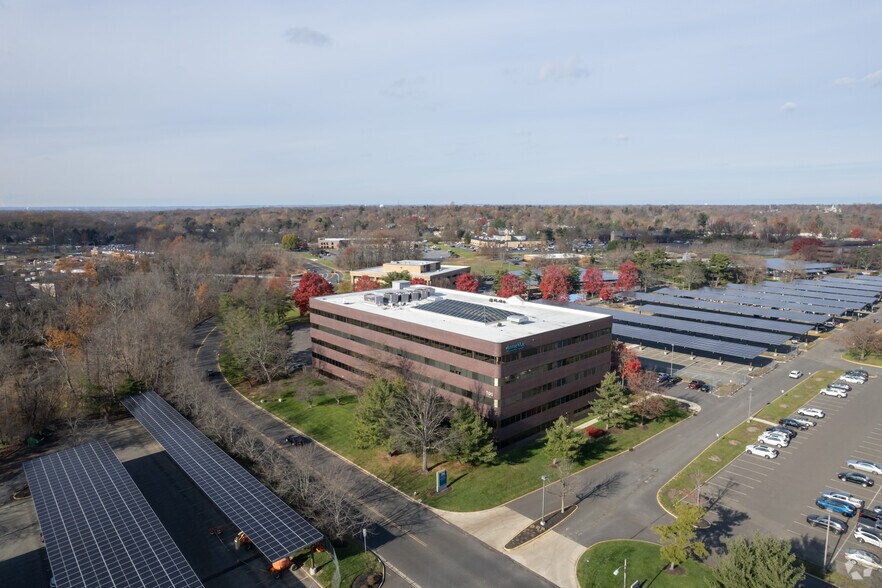 More Photos Of 700 East Gate Dr, Mount Laurel Office For Lease