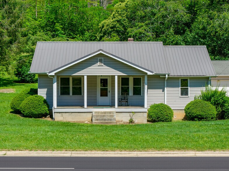More Photos Of 3619 Asheville Hwy, Pisgah Forest Office Residential For Sale