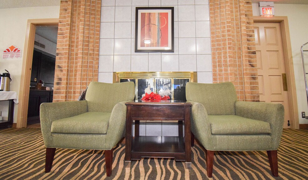 More Photos Of 250 Municipal Dr, Richardson Hotel For Sale