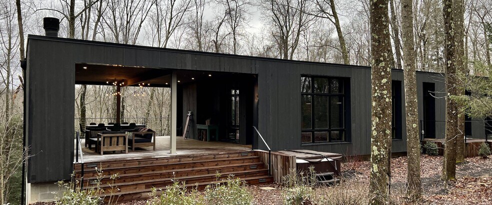 More Photos Of 25050 Purcell Rd, South Bloomingville Hotel For Sale