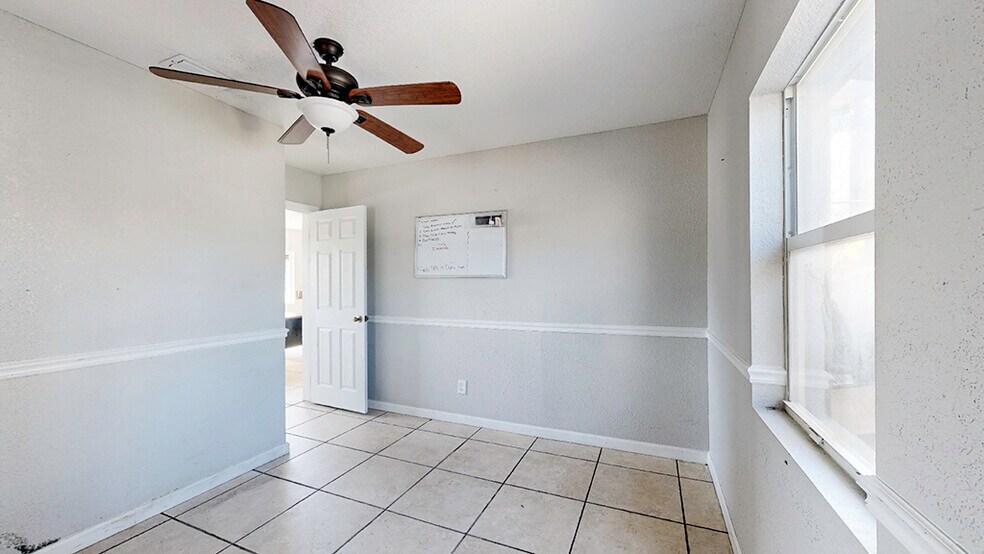 More Photos Of 1944 Aurora Rd, Melbourne General Retail For Sale