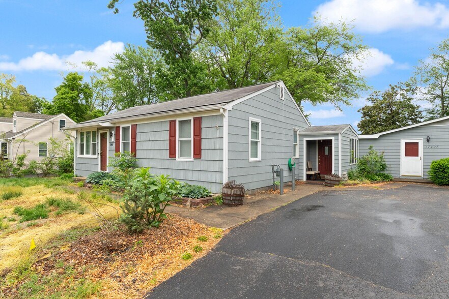 More Photos Of 17423 Wilson St, Dumfries Multifamily For Sale