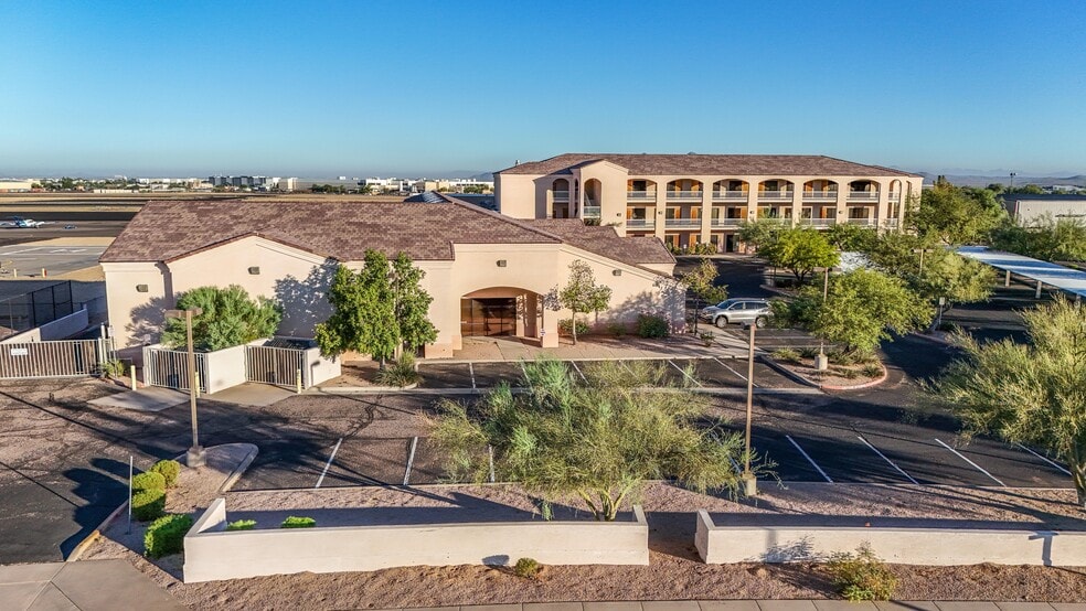 More Photos Of 2550 N Thunderbird Cir, Mesa Office For Lease