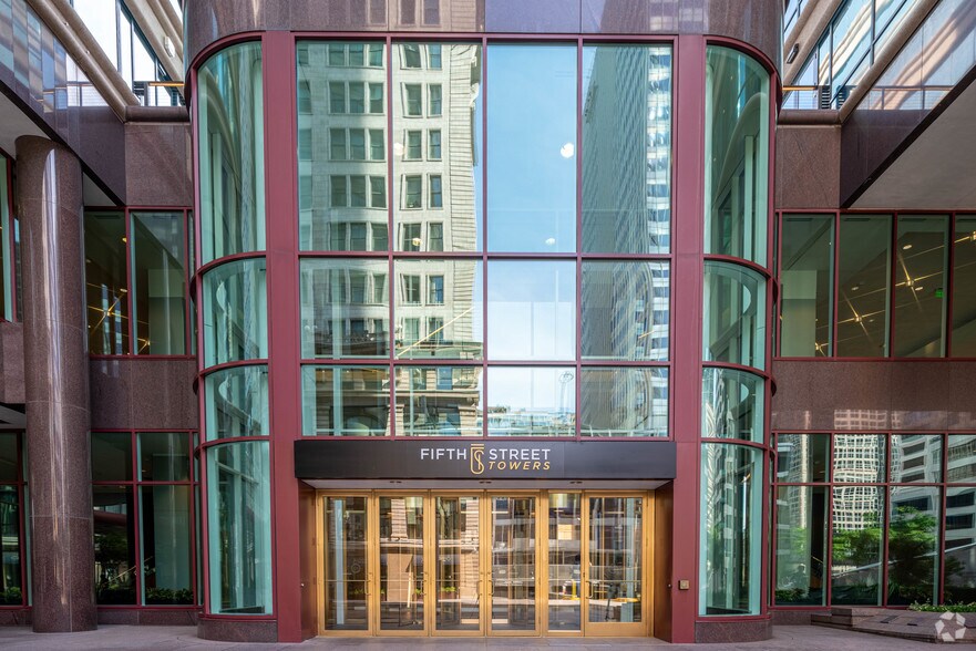 More Photos Of 150 S 5th St, Minneapolis Office For Lease