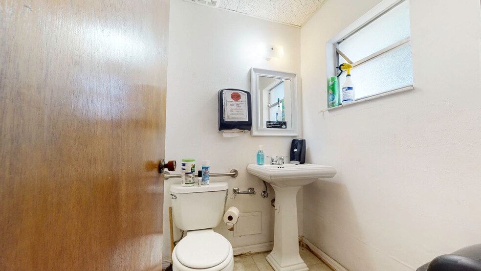 More Photos Of 1225 Florida Ave S, Rockledge Office For Sale