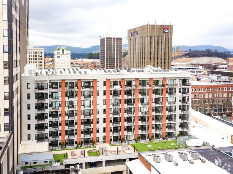 More Photos Of 728 Market St, Chattanooga Apartments For Sale