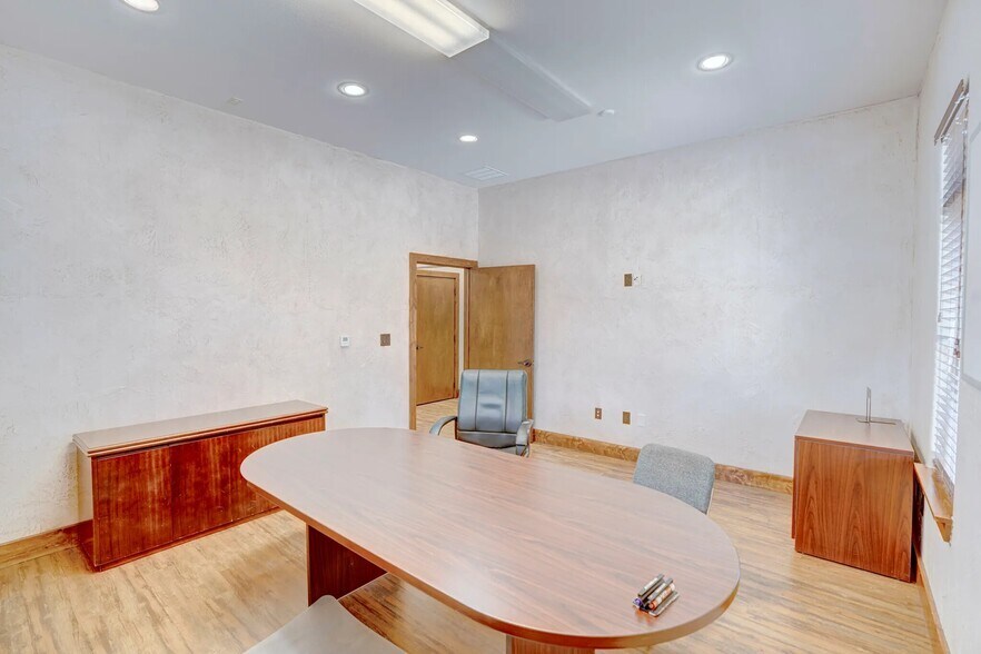 More Photos Of 3209 Fort Worth Dr, Denton Medical For Lease