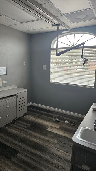 More Photos Of 3505 E Harmon Ave, Las Vegas Medical For Lease
