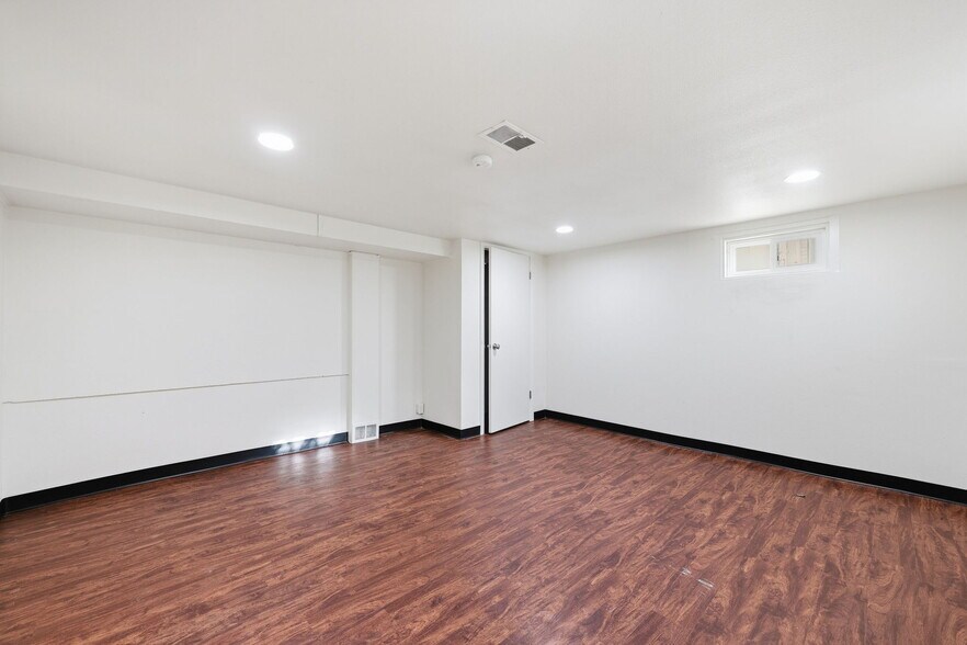 More Photos Of 1000 34th Ave, Greeley Freestanding For Sale