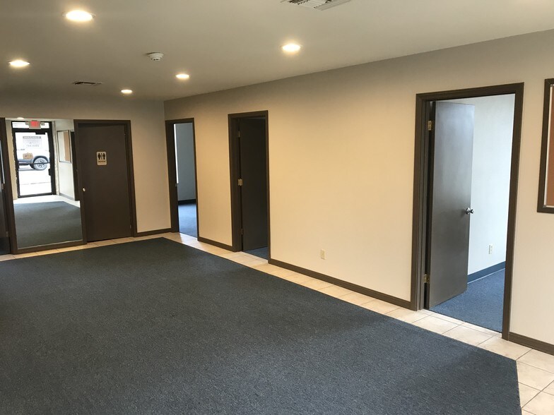 More Photos Of 1055 Moana Ln, Reno Medical For Lease