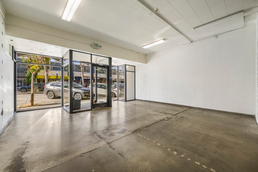 More Photos Of 711-713 Santa Cruz Ave, Menlo Park Storefront Retail Office For Lease