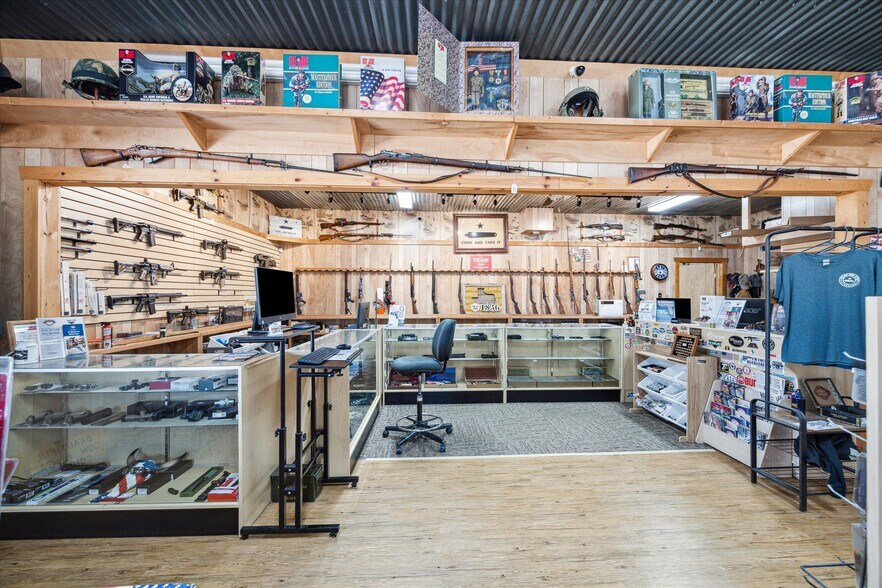 More Photos Of 5555 Hand Rd #B, Richmond Self Storage For Sale