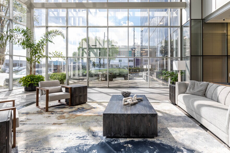 More Photos Of 15915 Katy Fwy, Houston Office For Lease