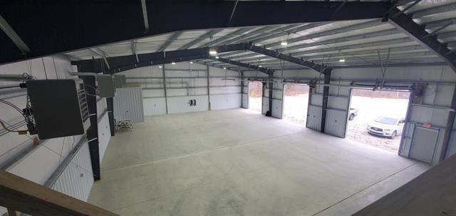 More Photos Of Bobcat, Greenup Warehouse For Sale