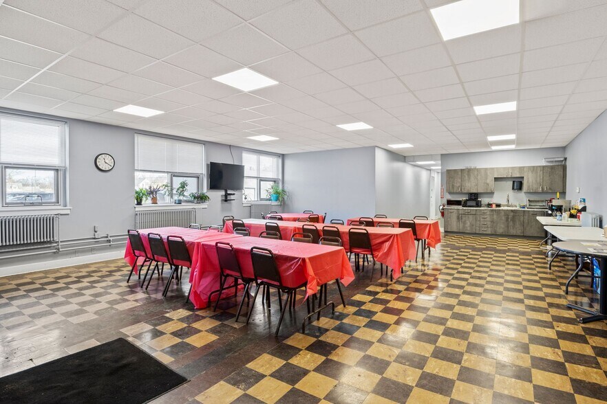 More Photos Of 9 Grimes St, Buffalo Industrial For Sale