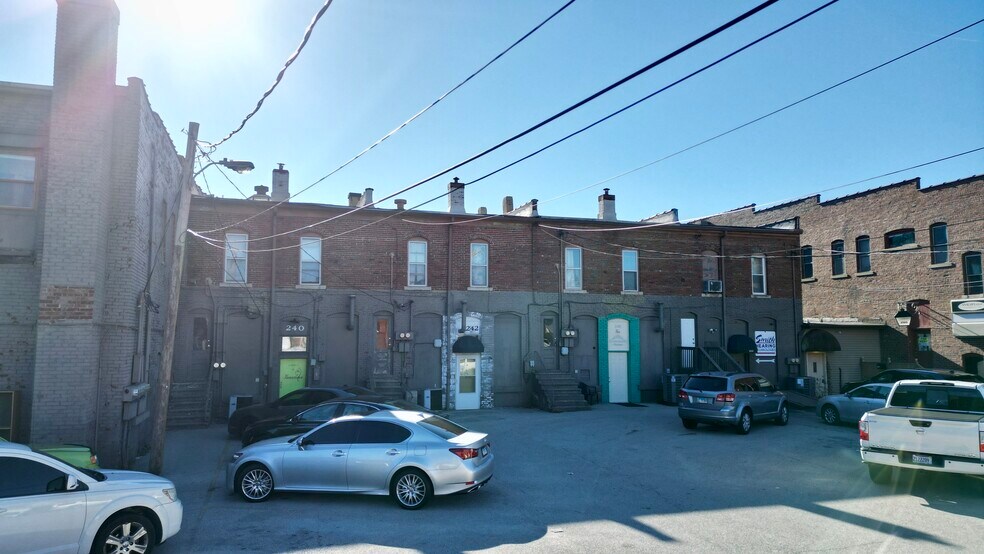 More Photos Of 228-248 W Main St, Decatur Storefront Retail Residential For Lease