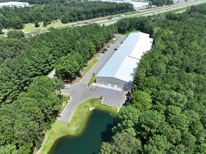 More Photos Of 1056 Business Park Rd, Summerville Distribution For Lease
