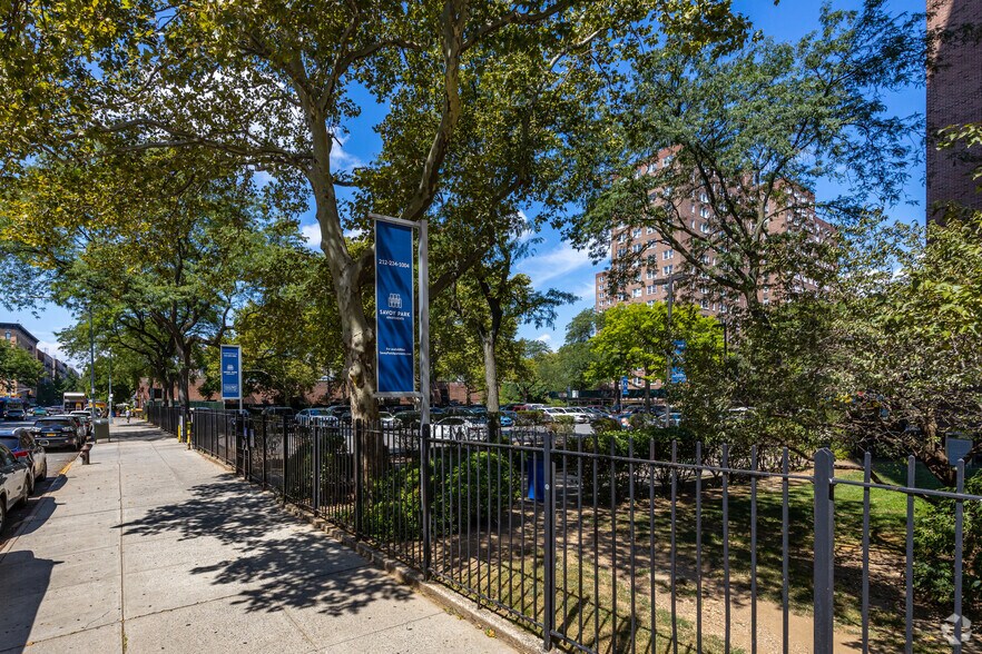 More Photos Of 630 Lenox Ave, New York Apartments For Lease