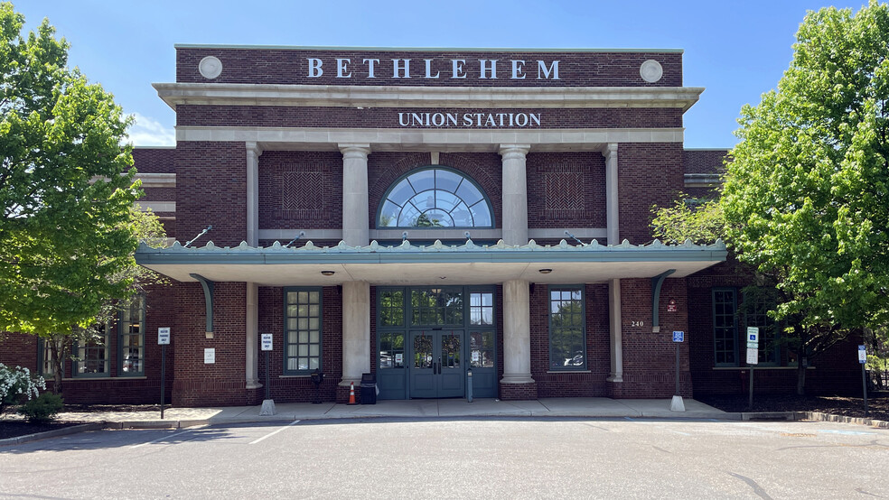 Primary Photo Of 240 Union Station Plz, Bethlehem Office For Sale