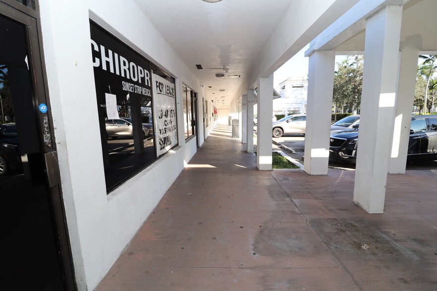 More Photos Of 6731-6755 Sunset Strip, Sunrise Unknown For Lease