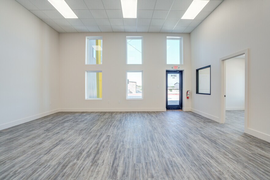 More Photos Of 3814 County Road 1350, Lubbock Distribution For Sale