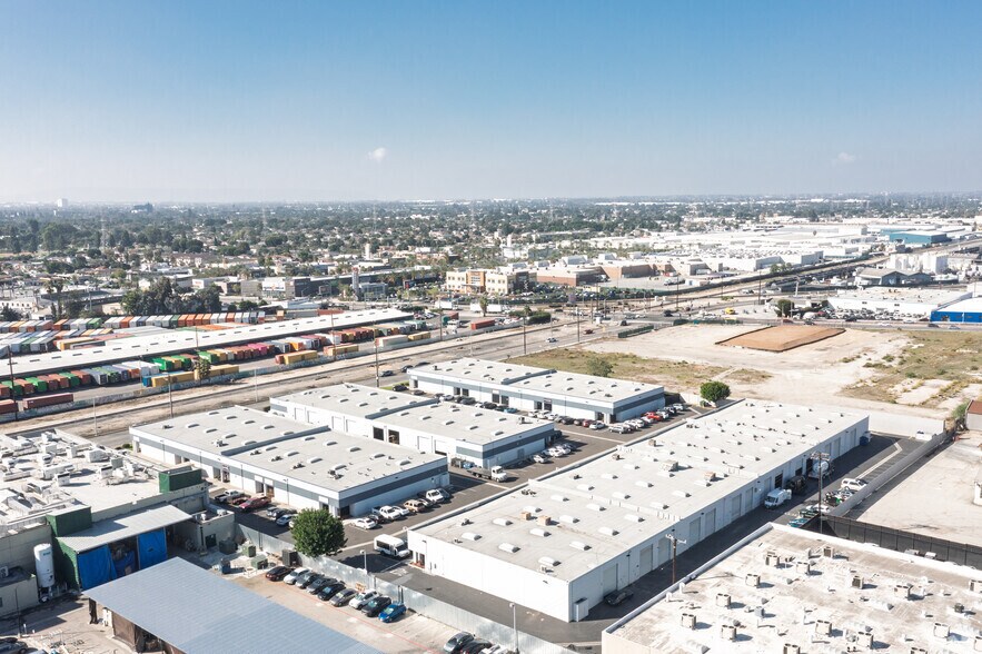 More Photos Of 4901 Patata St, Cudahy Unknown For Lease