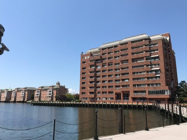 More Photos Of 215 Brooke Ave, Norfolk Office Residential For Sale