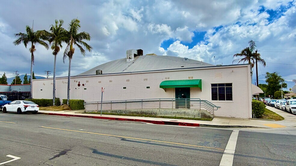 More Photos Of 1901 1st St, San Fernando Manufacturing For Sale