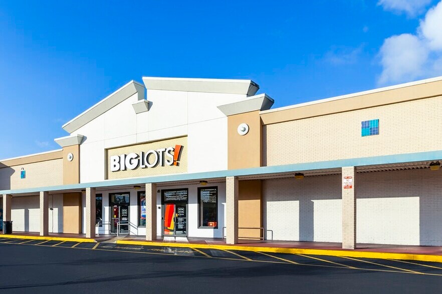 More Photos Of 701-825 Orange Blossom Trl, Apopka Unknown For Lease