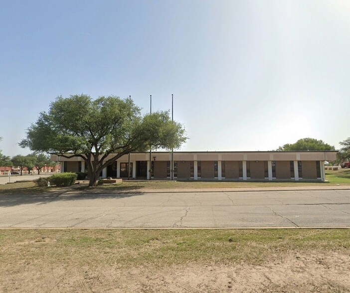 Primary Photo Of 2320 Sunset Dr, San Angelo Office For Sale