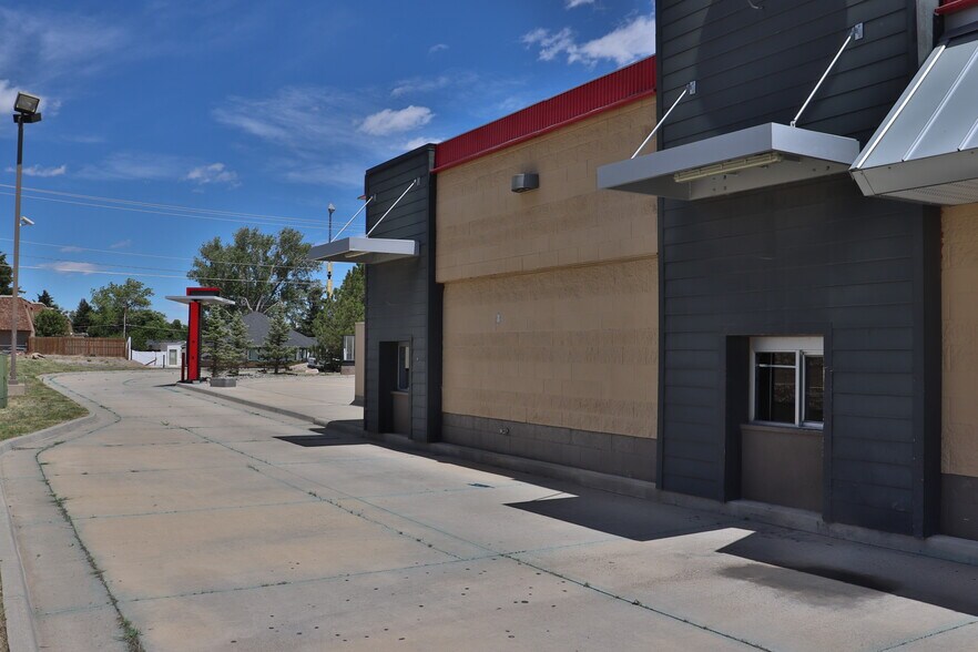 More Photos Of 1902 Mountain View Dr, Cody Fast Food For Sale