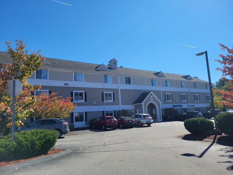 More Photos Of 1565 Main St, Tewksbury Medical For Sale