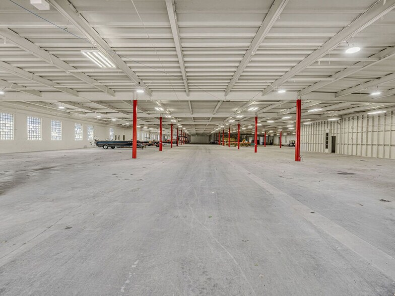 More Photos Of 1002 Douglas Ave, Opp Manufacturing For Lease