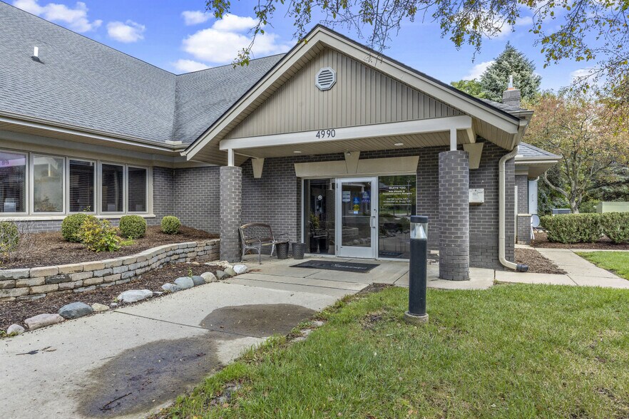 More Photos Of 4972 W Clark Rd, Ypsilanti Medical For Lease