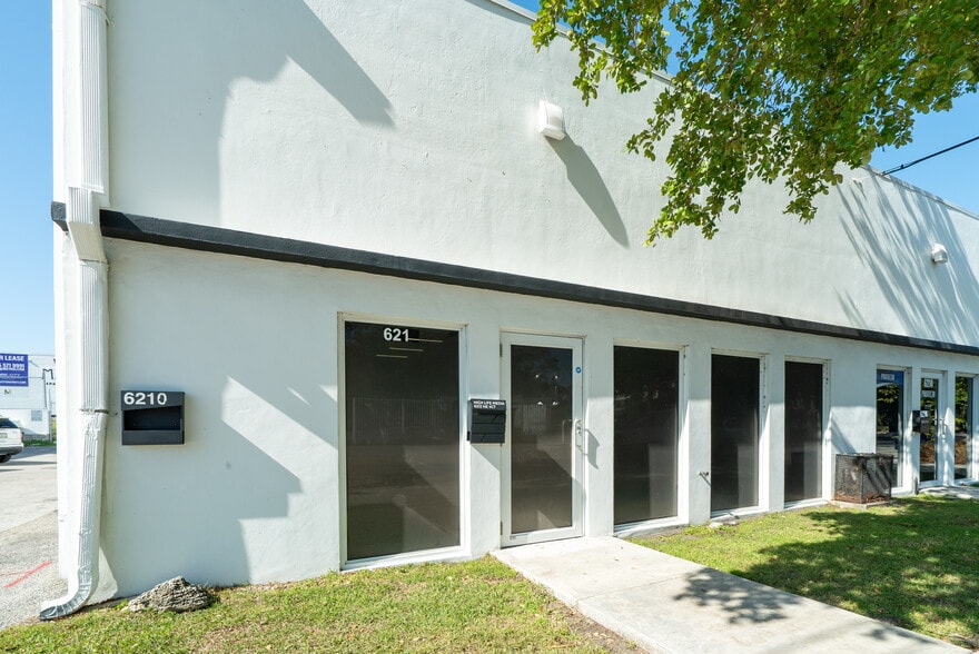 Primary Photo Of 6212 NE 4th Ct, Miami Storefront Retail Office For Lease