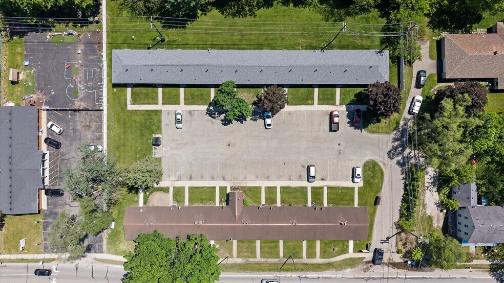 More Photos Of 4144 Airport Rd, Waterford Apartments For Sale