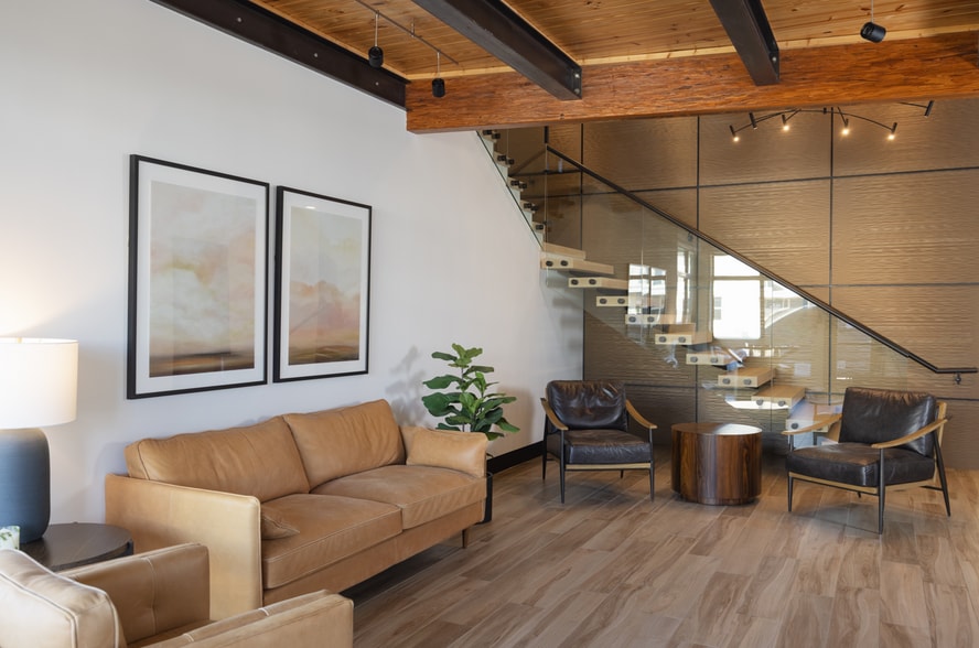 More Photos Of 1645 Greens Prairie Rd W, College Station Office For Lease