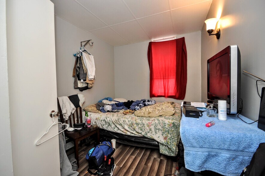 More Photos Of 200 E Elizabeth St, Pittsburgh Apartments For Sale