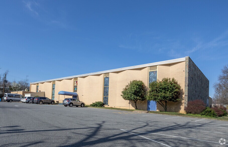 More Photos Of 1125 Spa Rd, Annapolis Schools For Lease