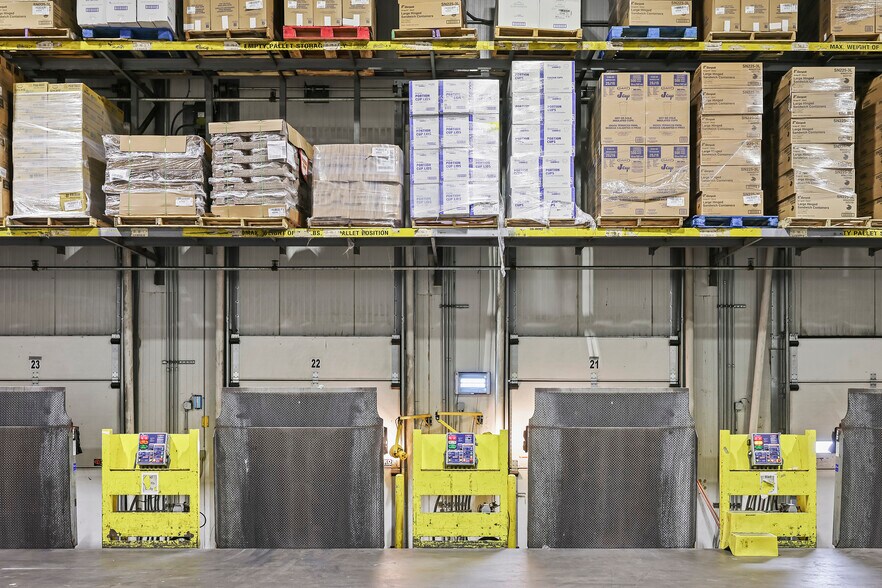 More Photos Of 5225 Investment Dr, Dallas Refrigeration Cold Storage For Lease