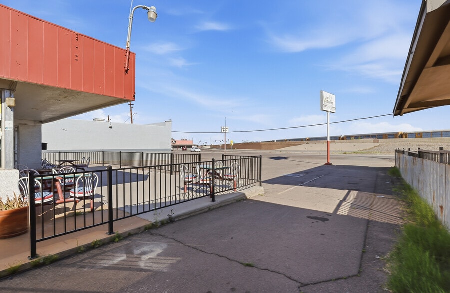 More Photos Of 11709 W Thunderbird Rd, El Mirage Restaurant For Sale