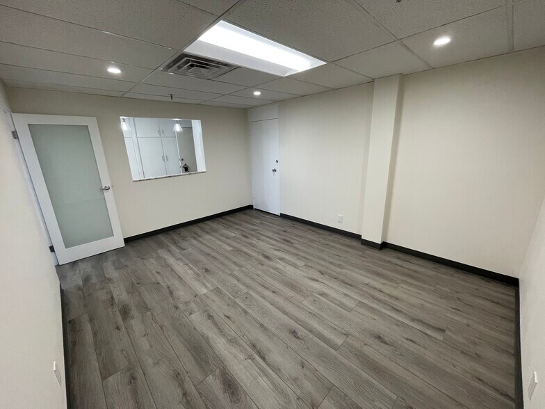 More Photos Of 4305 Torrance Blvd, Torrance Medical For Sale