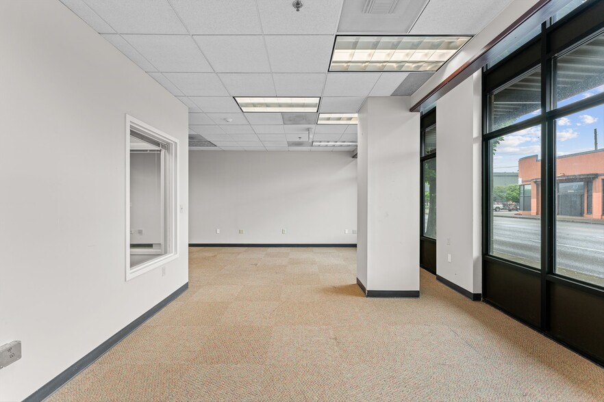 More Photos Of 2030 NE Martin Luther King Jr Blvd, Portland Office For Lease