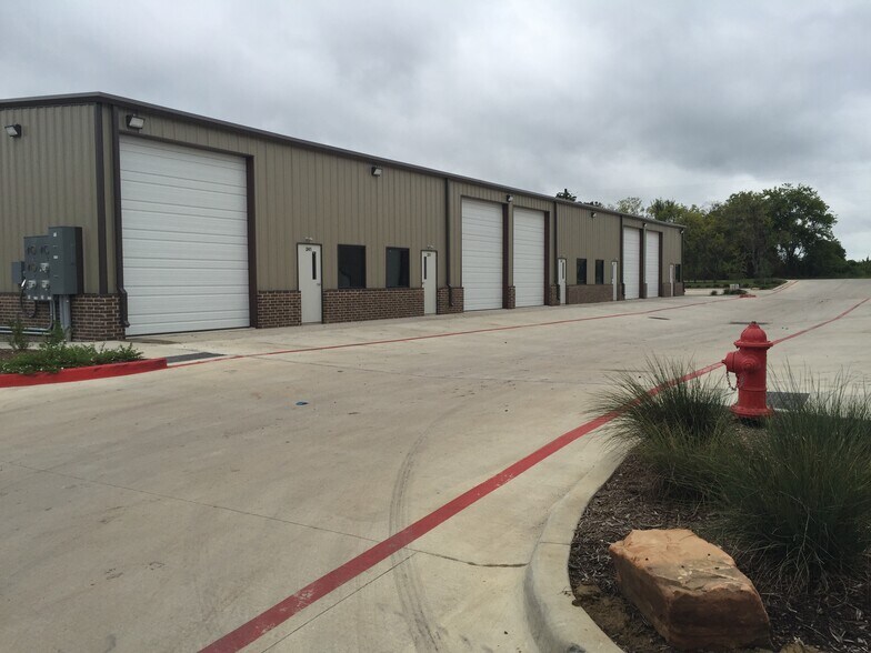 More Photos Of 5501 Fishtrap Rd, Denton Industrial For Sale