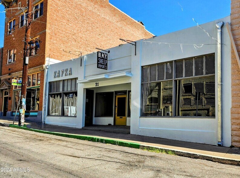 More Photos Of 31 Subway St, Bisbee Storefront Retail Office For Sale