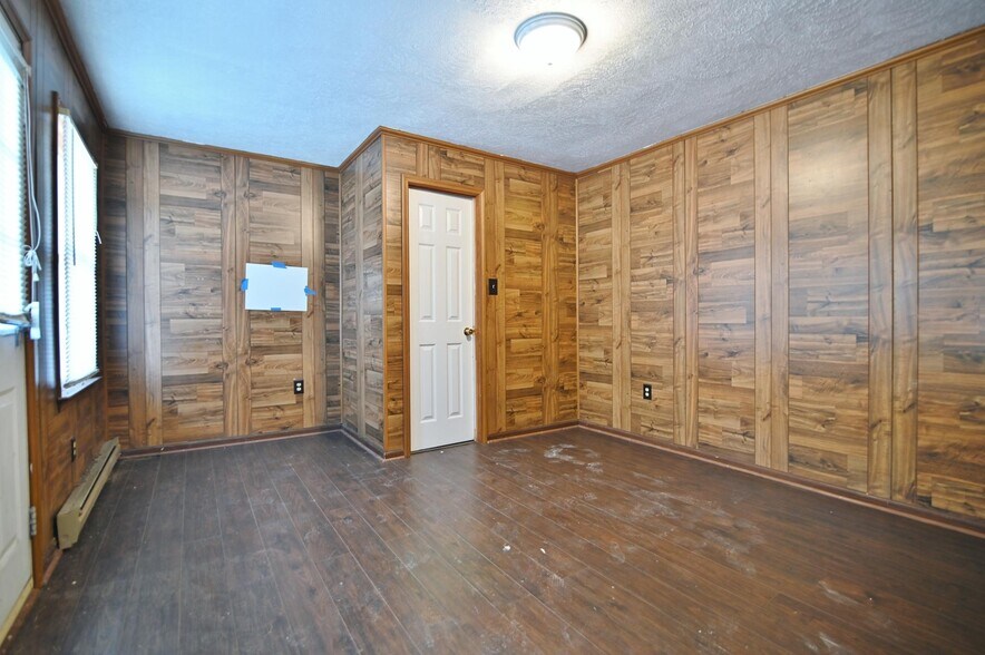 More Photos Of 1759 US Hwy Bsn 340 W, Stanley Auto Dealership For Sale