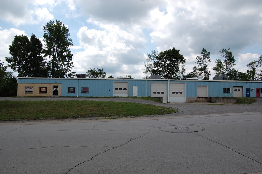 More Photos Of 8 Apollo Dr, Batavia Warehouse For Sale