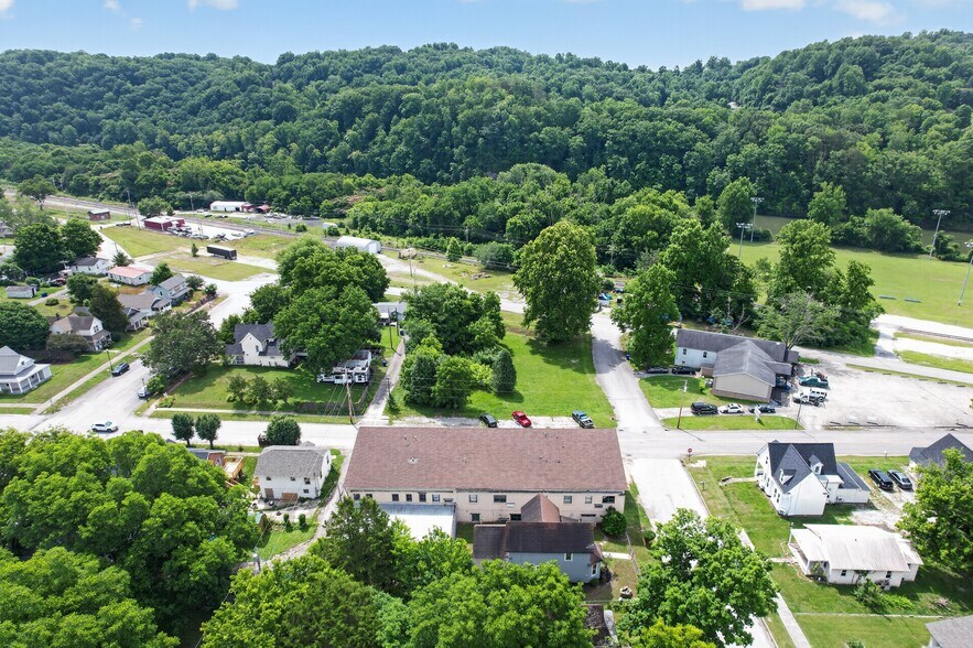 More Photos Of 201-302 Sewanee st St, Harriman Apartments For Sale