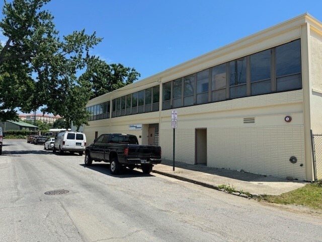 Primary Photo Of 68 Pleasant St, New Rochelle Warehouse For Lease