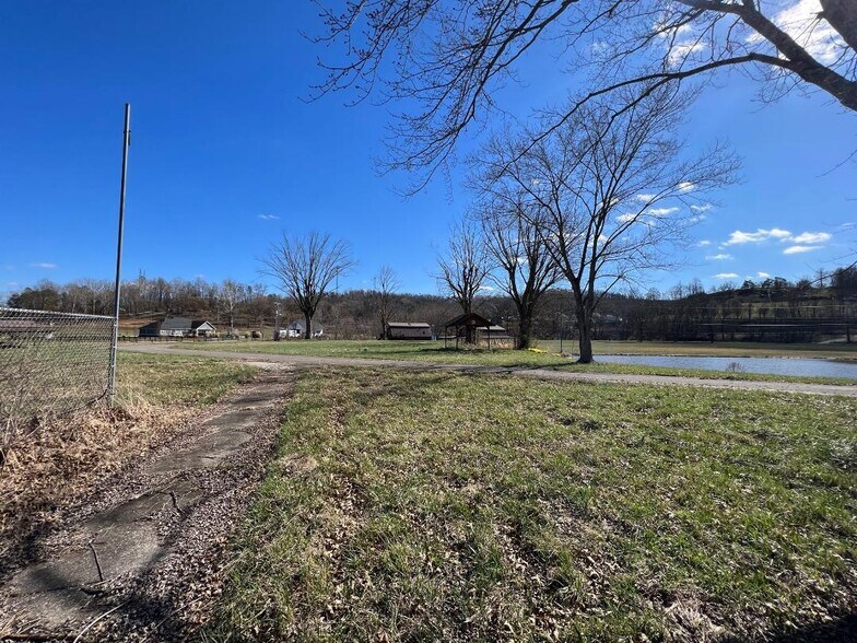 More Photos Of 660 Fox Fire Rd, Milton Land For Sale